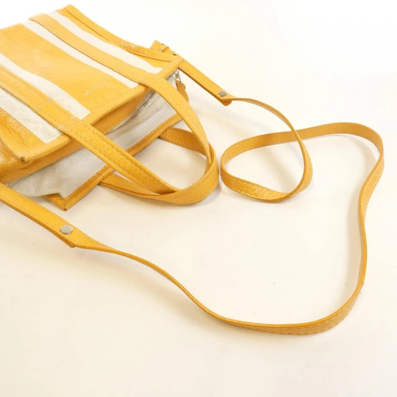 BALENCIAGA Everyday Shopper 452458 DE9GN Handbag Leather Black Leather - Thumbnail 5