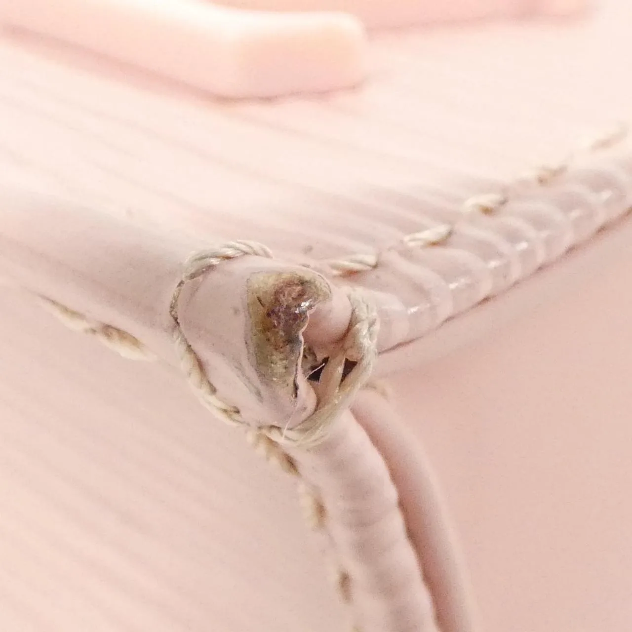 LOUIS VUITTON M69575 Shoulder Epi 3