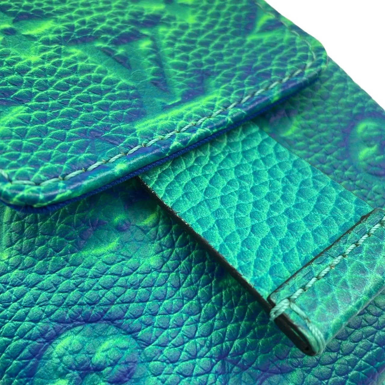 LOUIS VUITTON M81223 肩背包 4