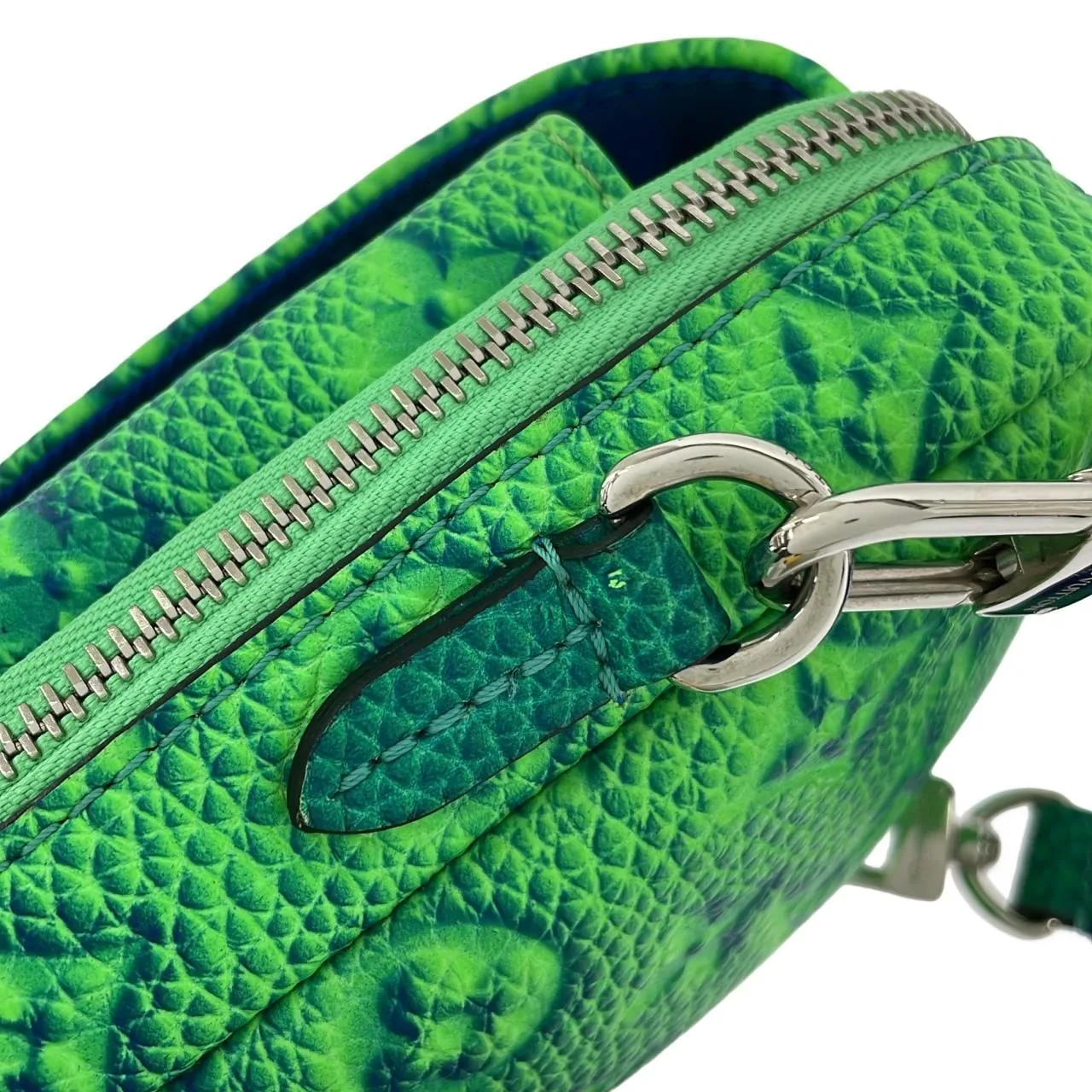 LOUIS VUITTON M81223 肩背包 5