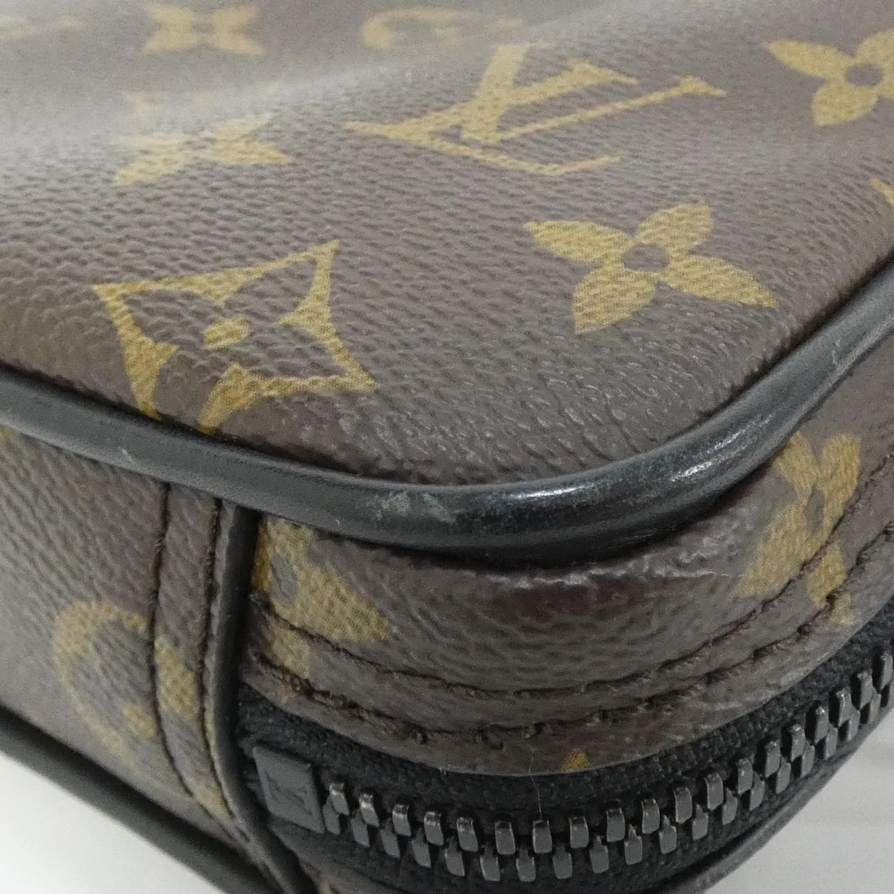LOUIS VUITTON M44477 Shoulder Monogram 3