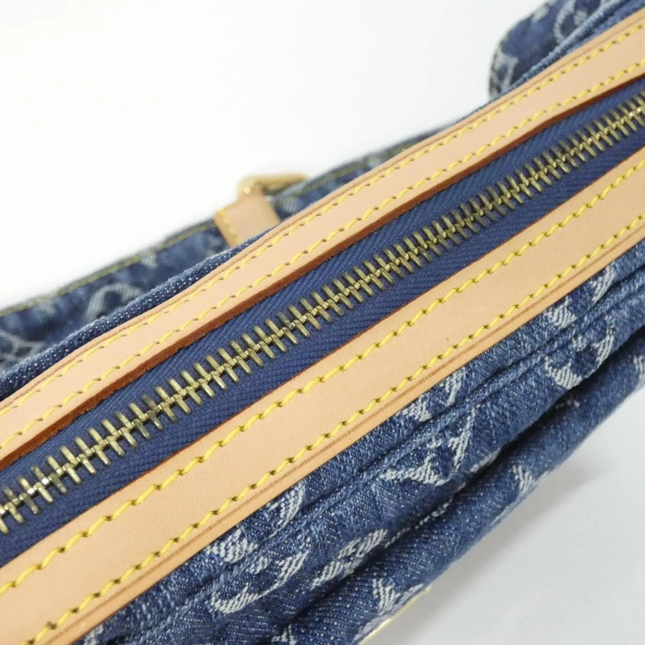 LOUIS VUITTON Bum Bag M95347 Shoulder Monogram 4