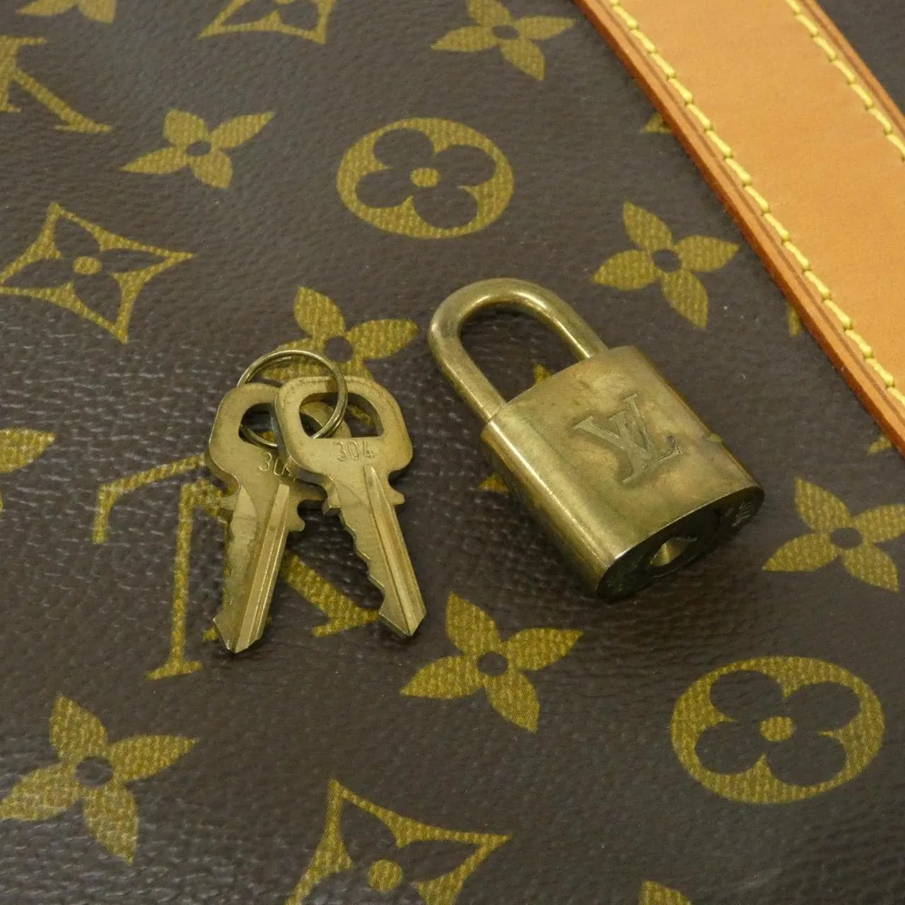 LOUIS VUITTON Keepall M41422 Boston Monogram Black Monogram - Thumbnail 3