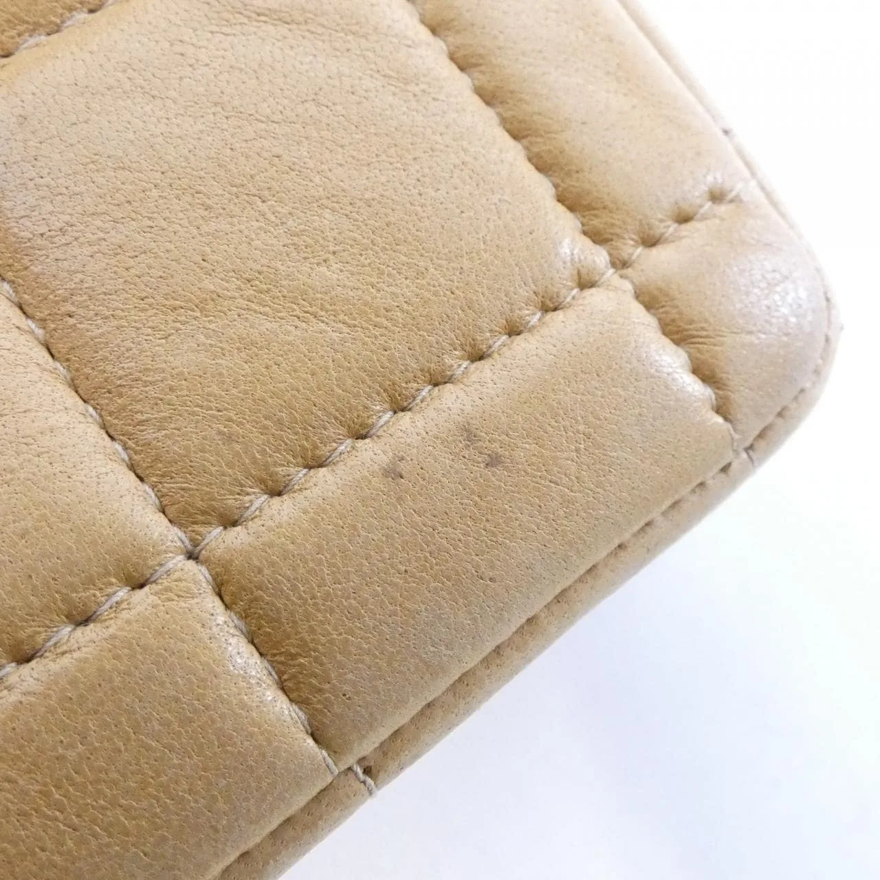 CHANEL 15316 Shoulder Lambskin 米色 羊皮 中古品B - 縮圖 4