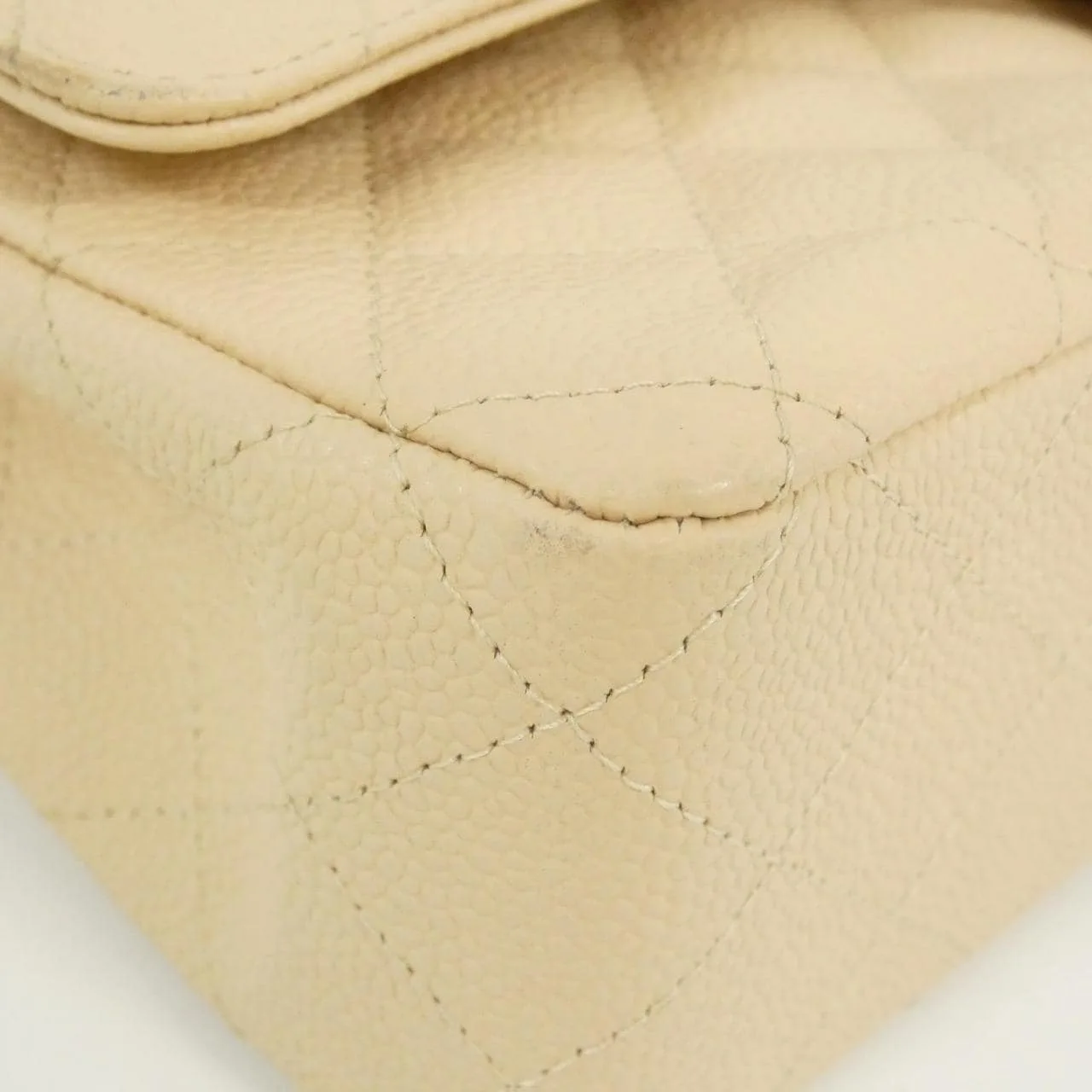 CHANEL Matelasse 1112 Shoulder Grained Calfskin 米色 荔枝紋牛皮 中古品A - 縮圖 3