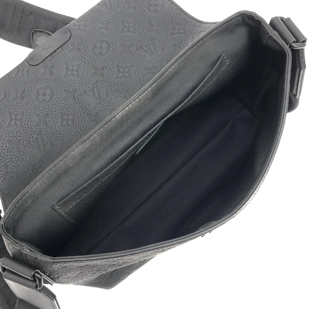 LOUIS VUITTON M23741 Shoulder Monogram Black Monogram Rank B - Thumbnail 9