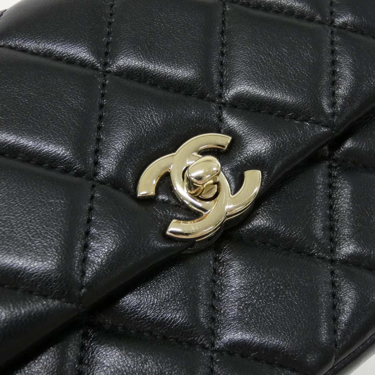 CHANEL AP4592 肩背包 羊皮 黑色 羊皮 中古品A - 縮圖 5
