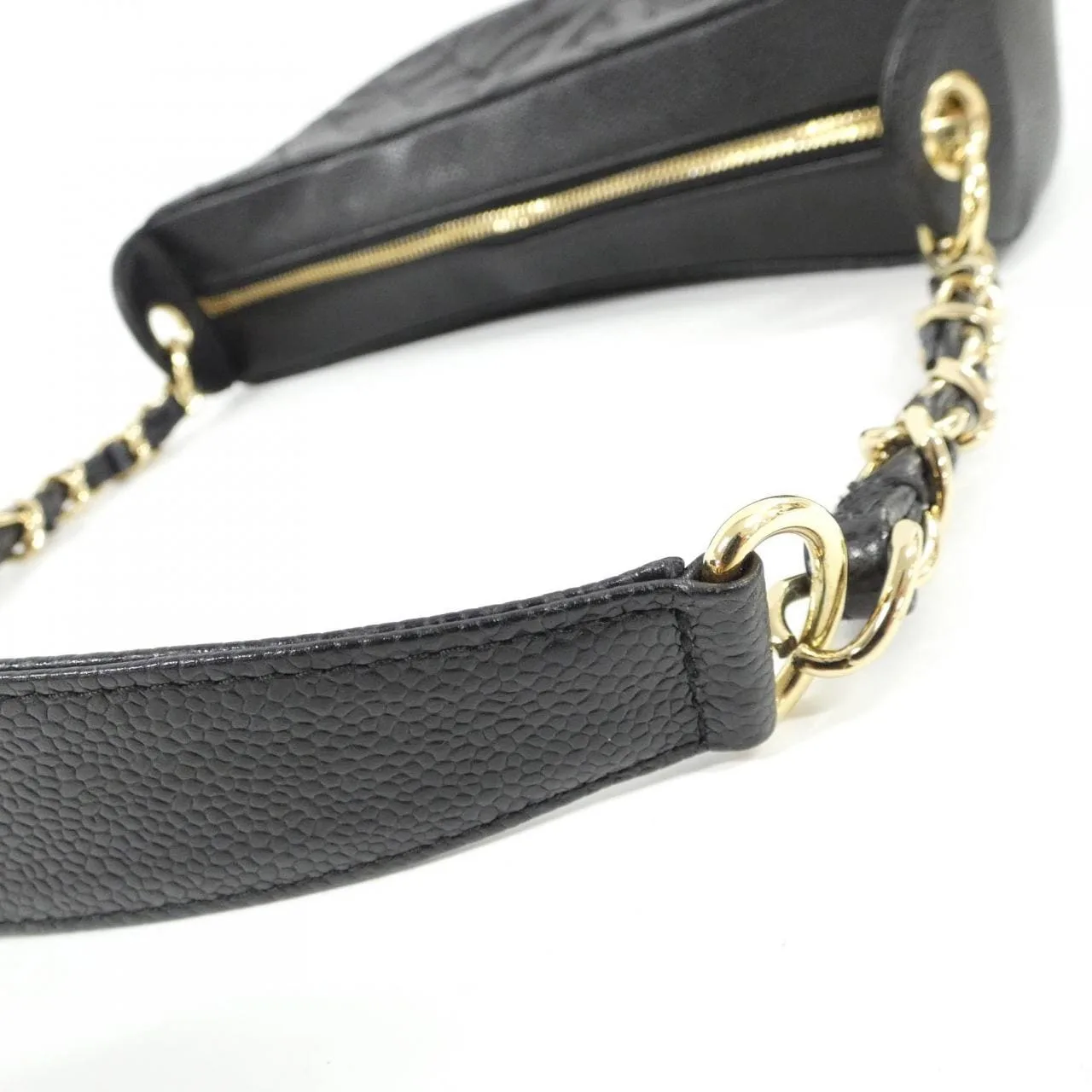CHANEL Matelasse 20993 Shoulder Grained Calfskin 5