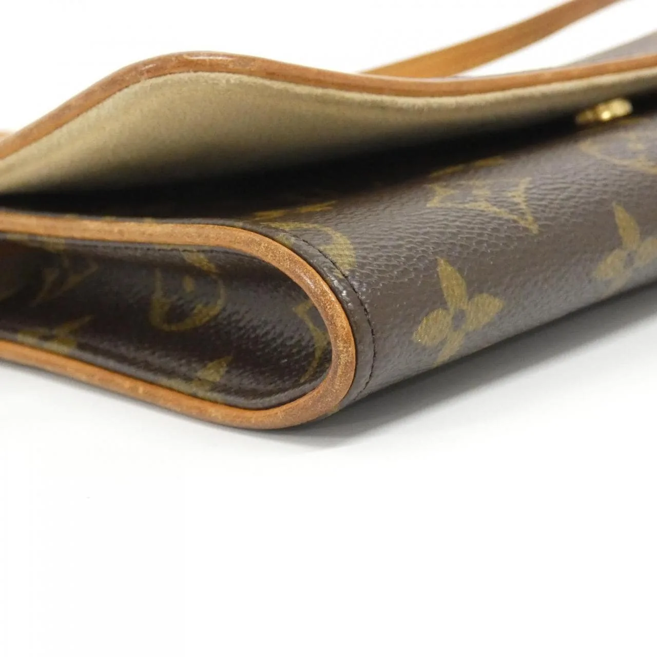 LOUIS VUITTON Pochette M51852 Shoulder Monogram 3