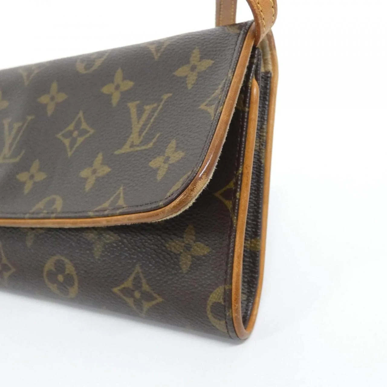 LOUIS VUITTON Pochette M51852 Shoulder Monogram 4