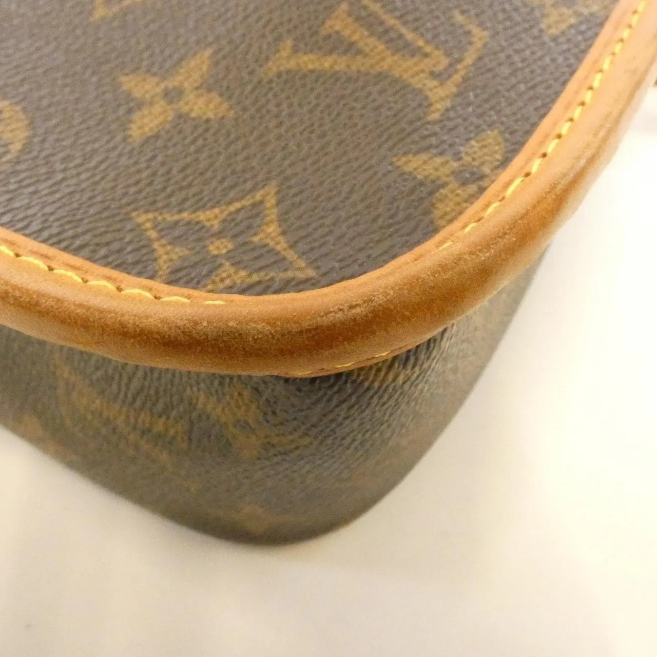 LOUIS VUITTON M42250 Shoulder Monogram 黑色 Monogram 中古品B - 縮圖 3
