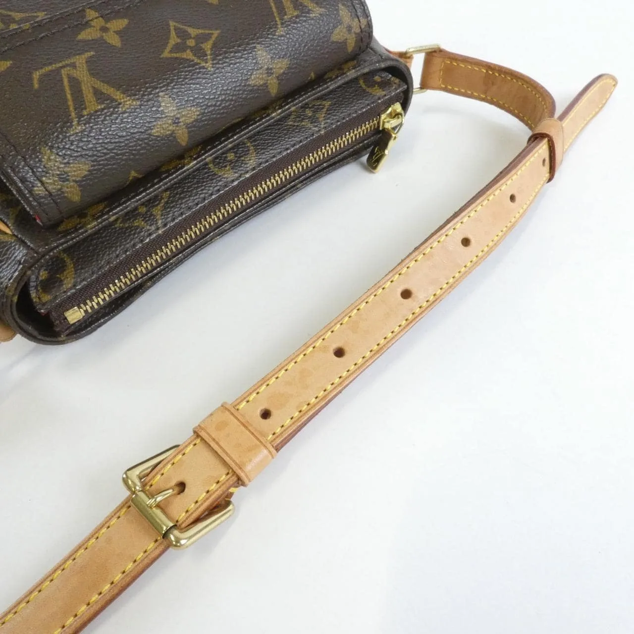 LOUIS VUITTON Viva Cité M51165 Shoulder Monogram Black Monogram Rank B - Thumbnail 5