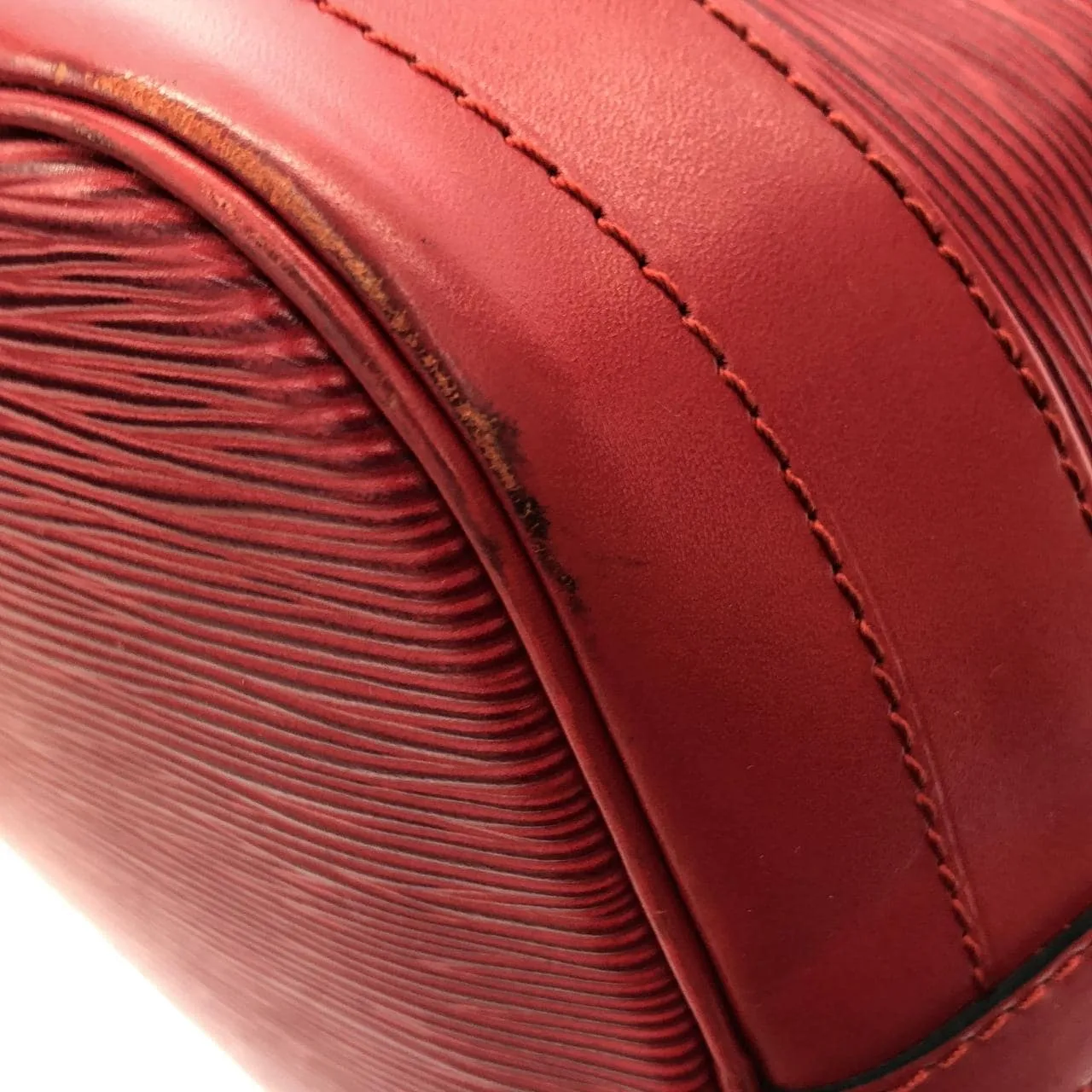 LOUIS VUITTON M44007 Shoulder Epi 3
