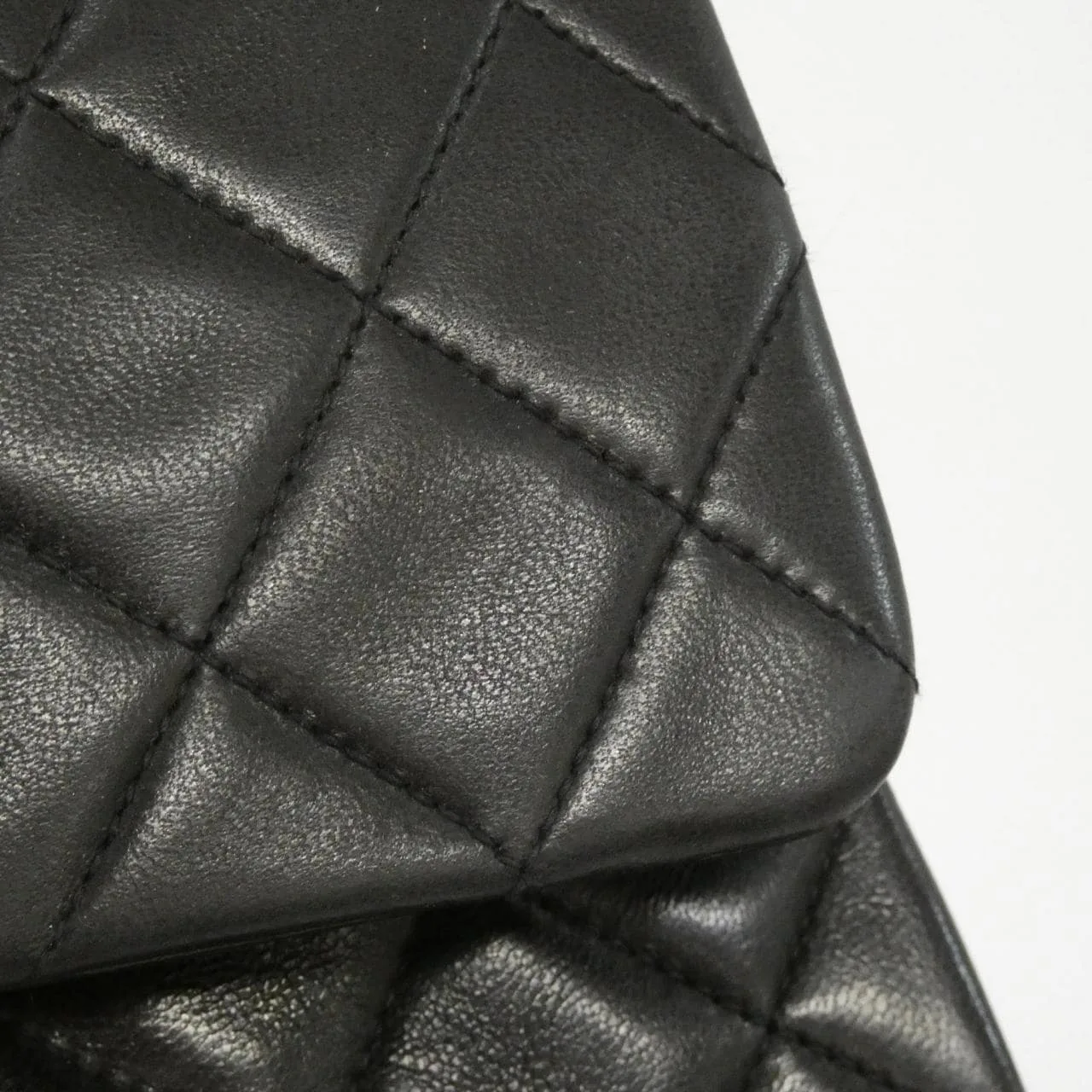 CHANEL Matelasse 1113 Shoulder Lambskin 黑色 羊皮 中古品A - 縮圖 4
