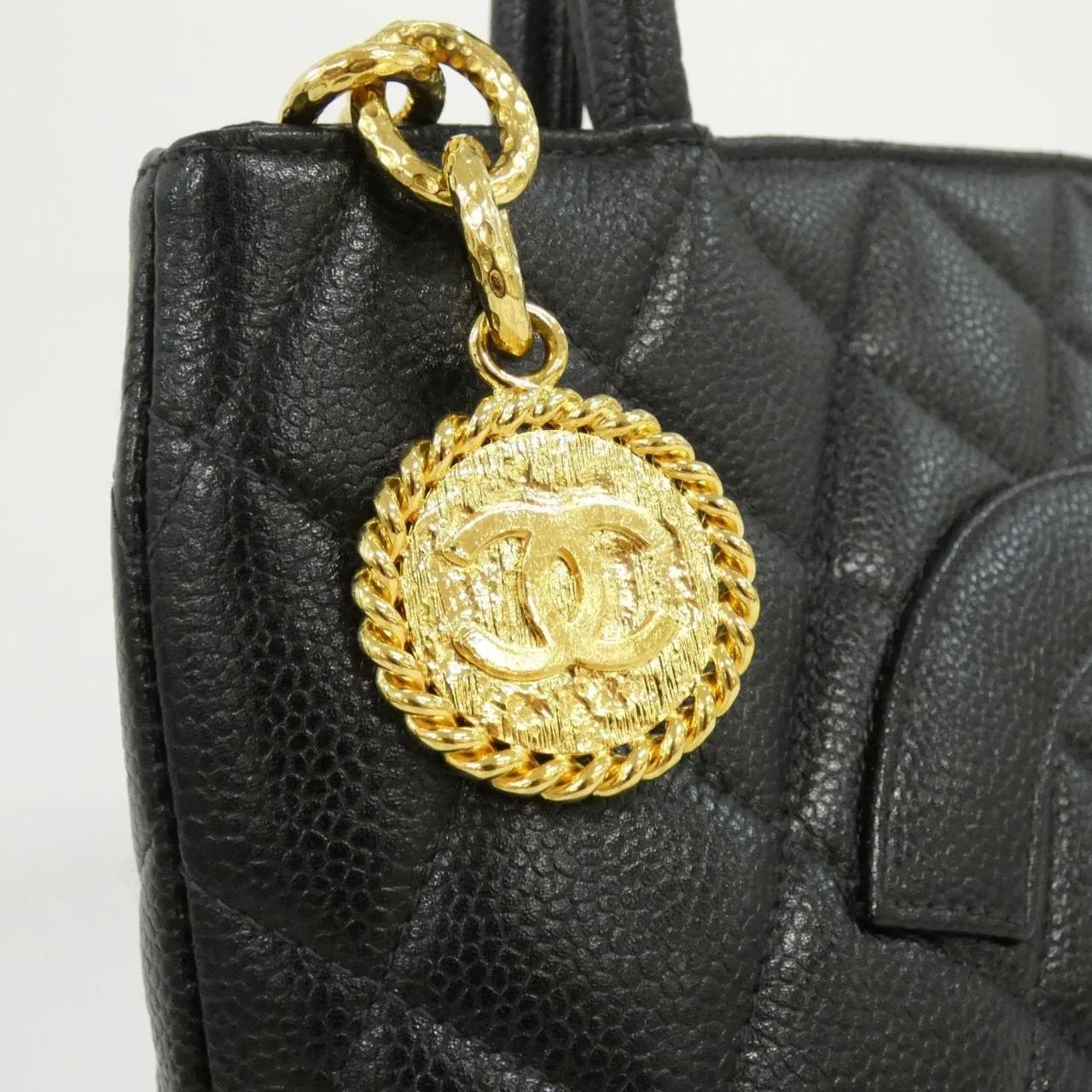 CHANEL Matelasse 1804 Handbag Grained Calfskin 黑色 荔枝紋牛皮 中古品A - 縮圖 4