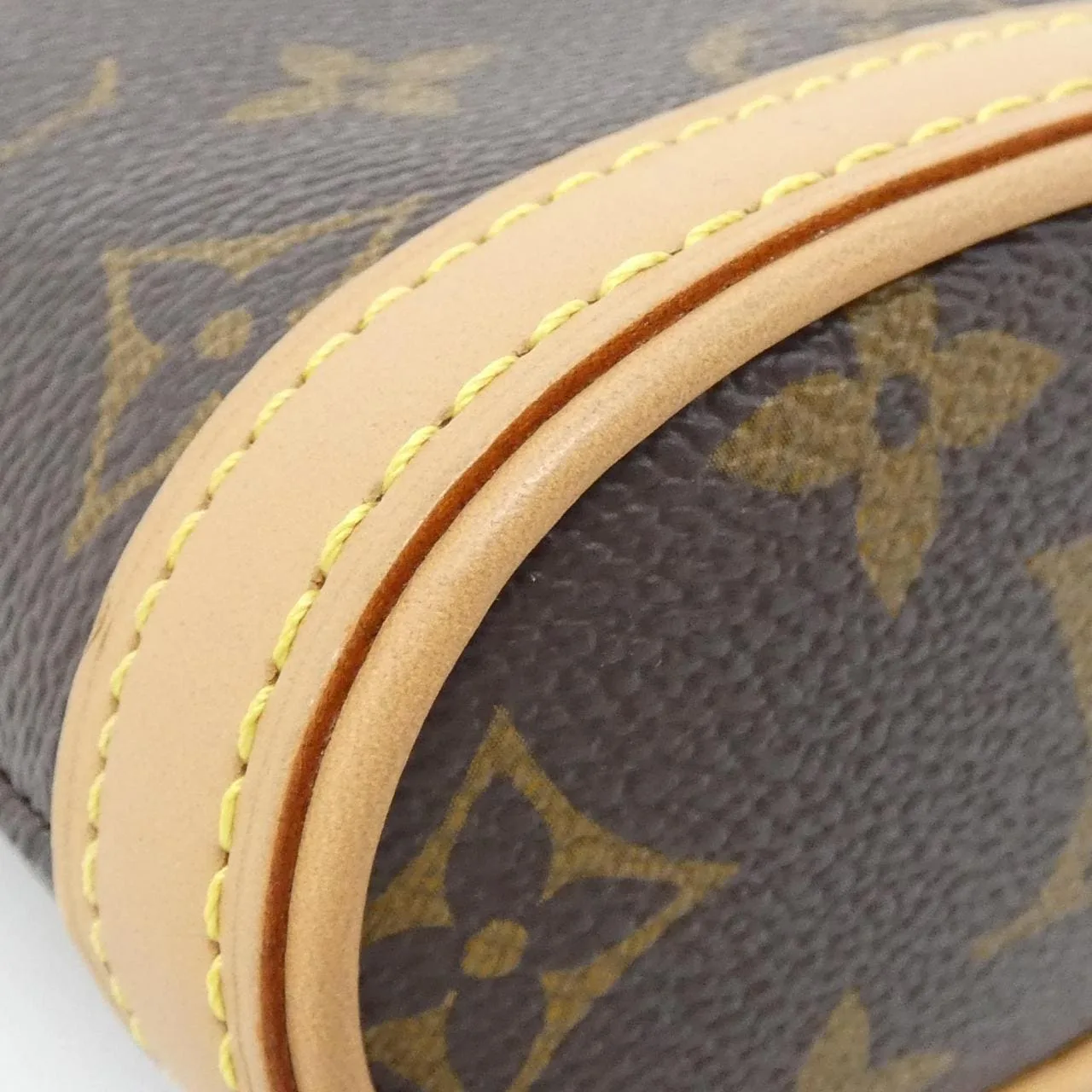 LOUIS VUITTON M80874 Pouch Monogram 3