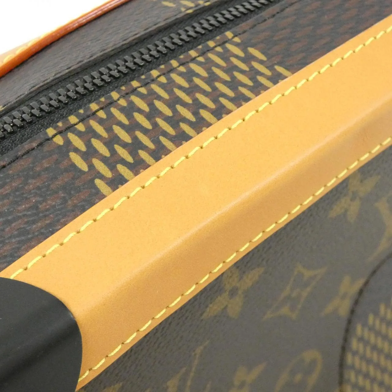 LOUIS VUITTON Soft Trunk N40381 Shoulder Damier Black Damier Rank A - Thumbnail 6