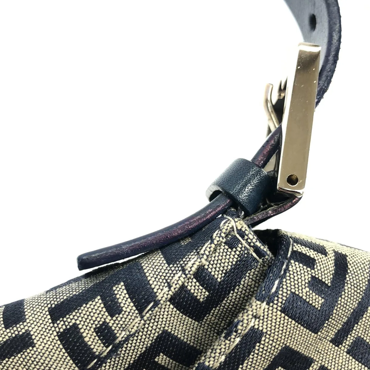 FENDI Baguette 26325 肩背包 帆布 5