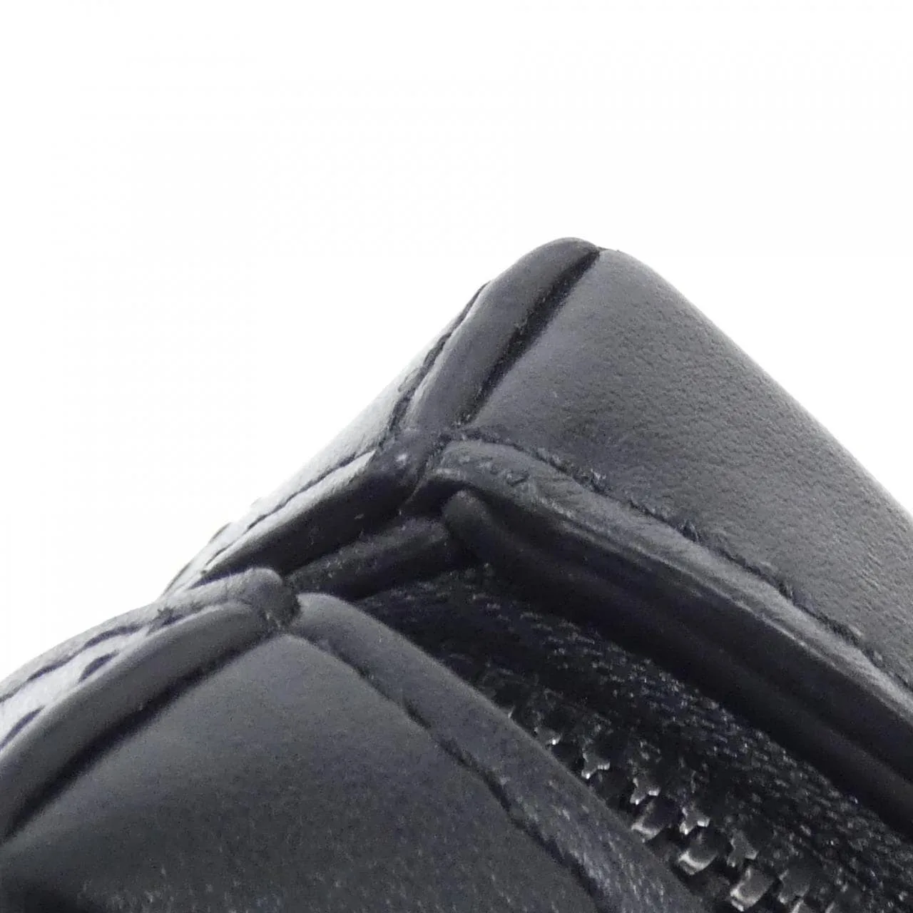 LOUIS VUITTON Soft Trunk M80224 Shoulder Monogram 黑色 Monogram 中古品A - 縮圖 4