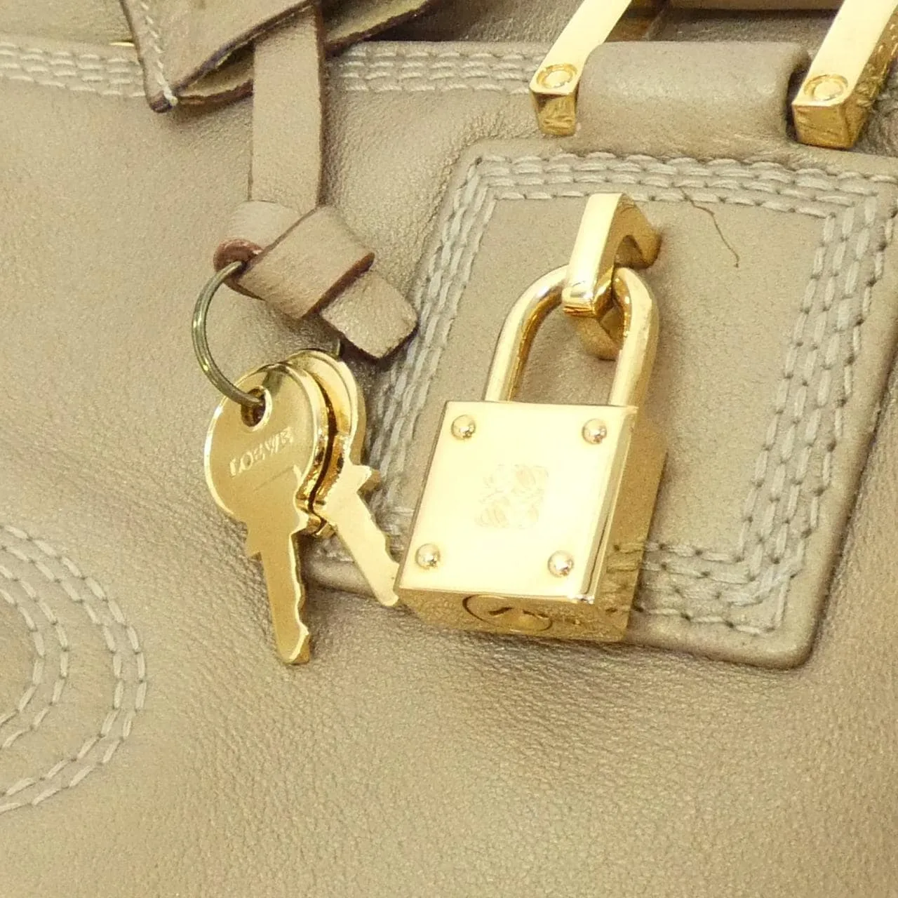 LOEWE Amazona 311 54 028 Handbag Black Rank A - Thumbnail 4