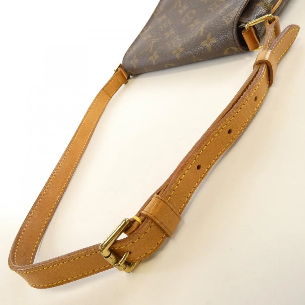 LOUIS VUITTON Musette M51258 Shoulder Monogram Black Monogram Rank B - Thumbnail 7