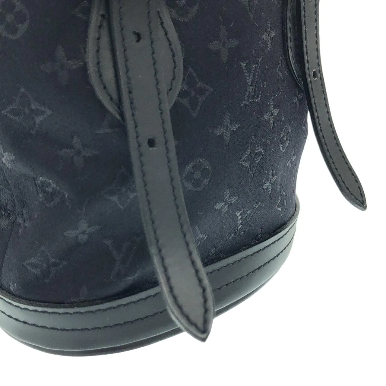 LOUIS VUITTON M92144 手提包 Monogram 3