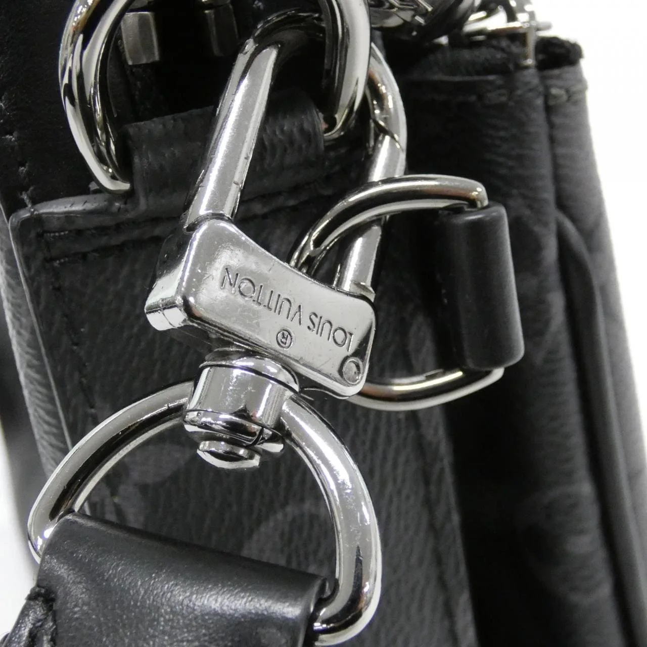 LOUIS VUITTON Eclipse M69443 Shoulder Monogram 5