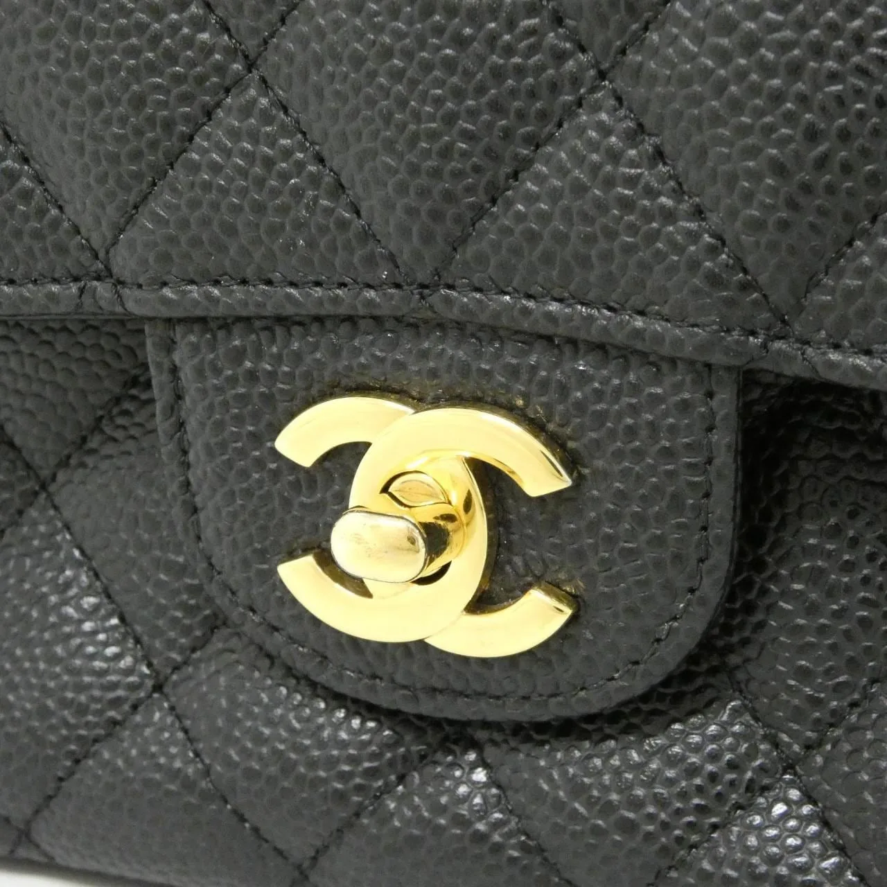 CHANEL Matelasse 1112 Shoulder Grained Calfskin 4