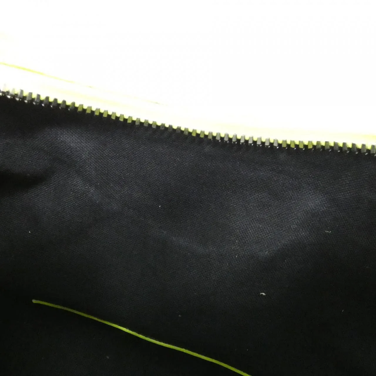 BALENCIAGA Le Cagole 671309 肩背包 皮革