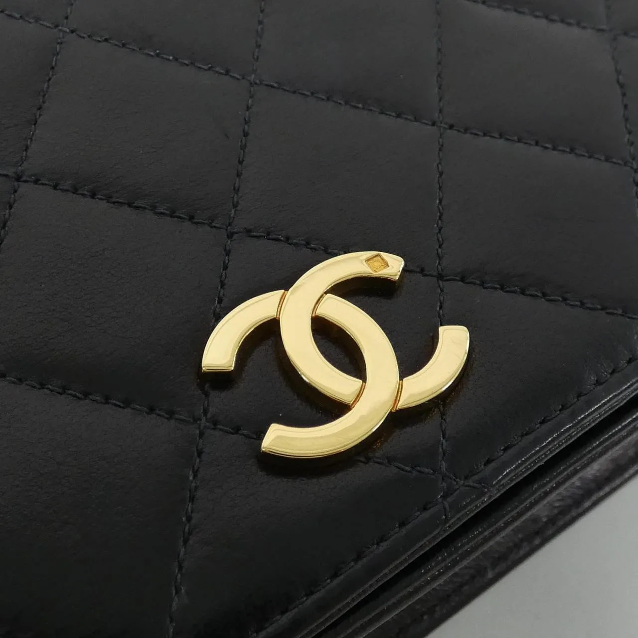 CHANEL 03568 Shoulder Lambskin 5