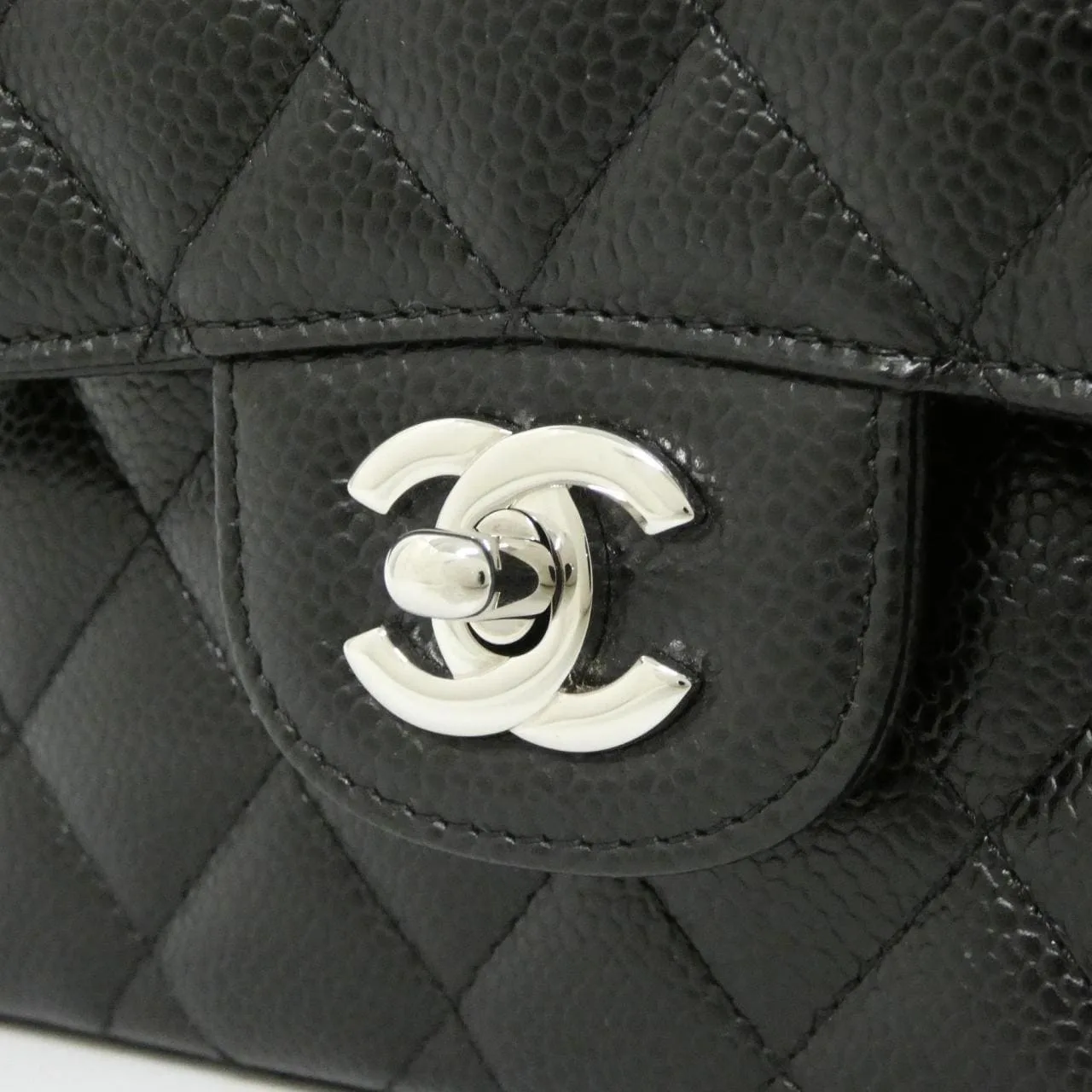 CHANEL Matelasse 1112 Shoulder Grained Calfskin 4