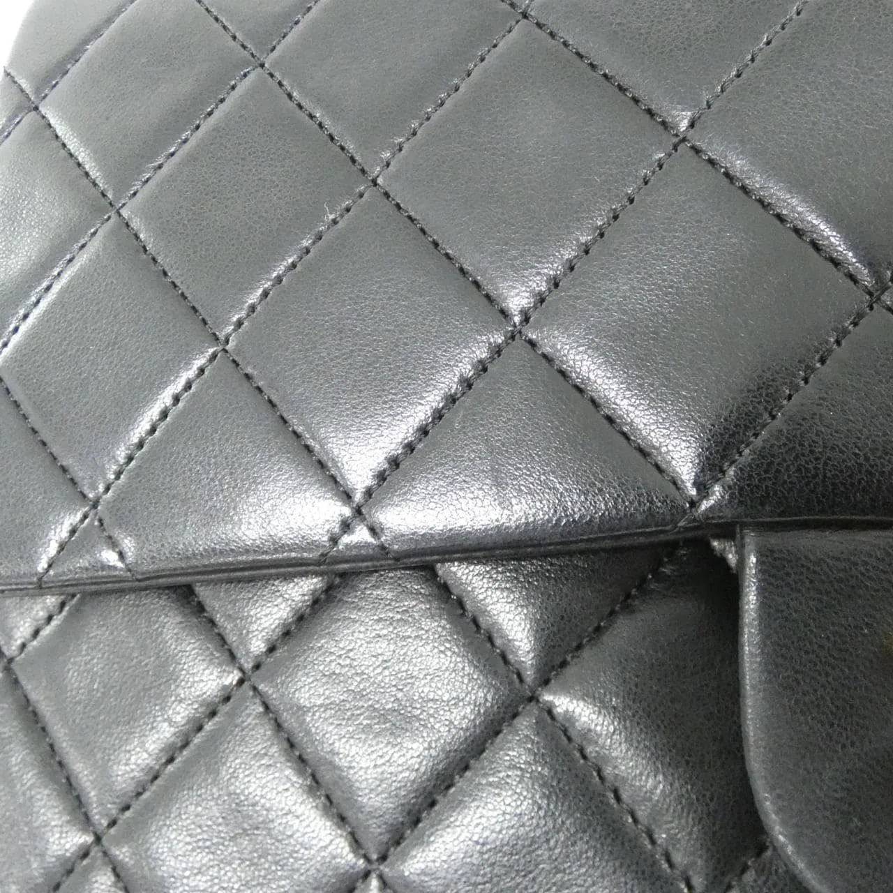 CHANEL Matelasse 1112 Shoulder Lambskin 黑色 羊皮 中古品B - 縮圖 4