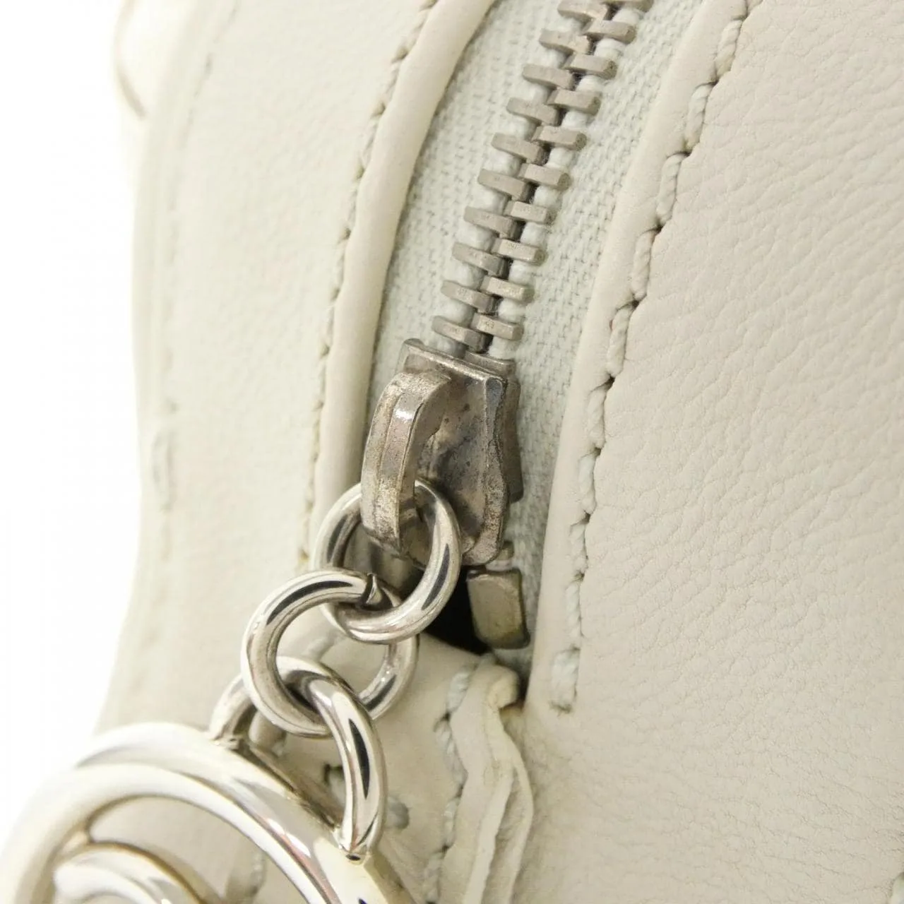 CHANEL Handbag 5