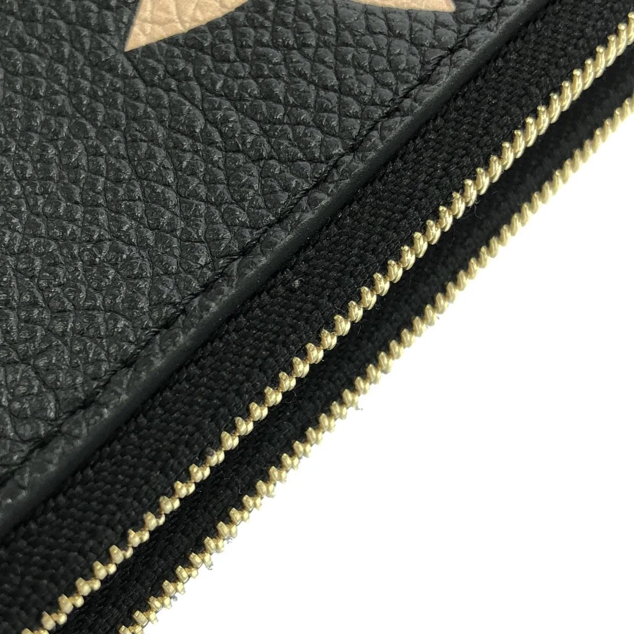 LOUIS VUITTON Pochette M80787 肩背包 Monogram 3