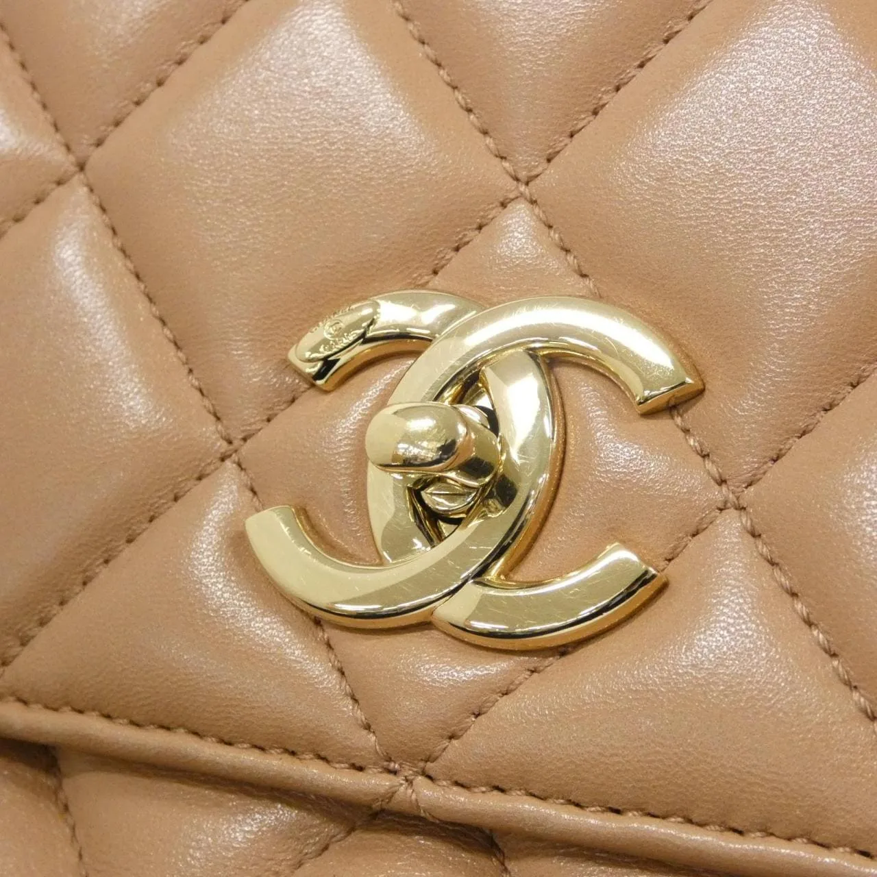 CHANEL 92237 Handbag Lambskin 米色 羊皮 中古品B - 縮圖 4