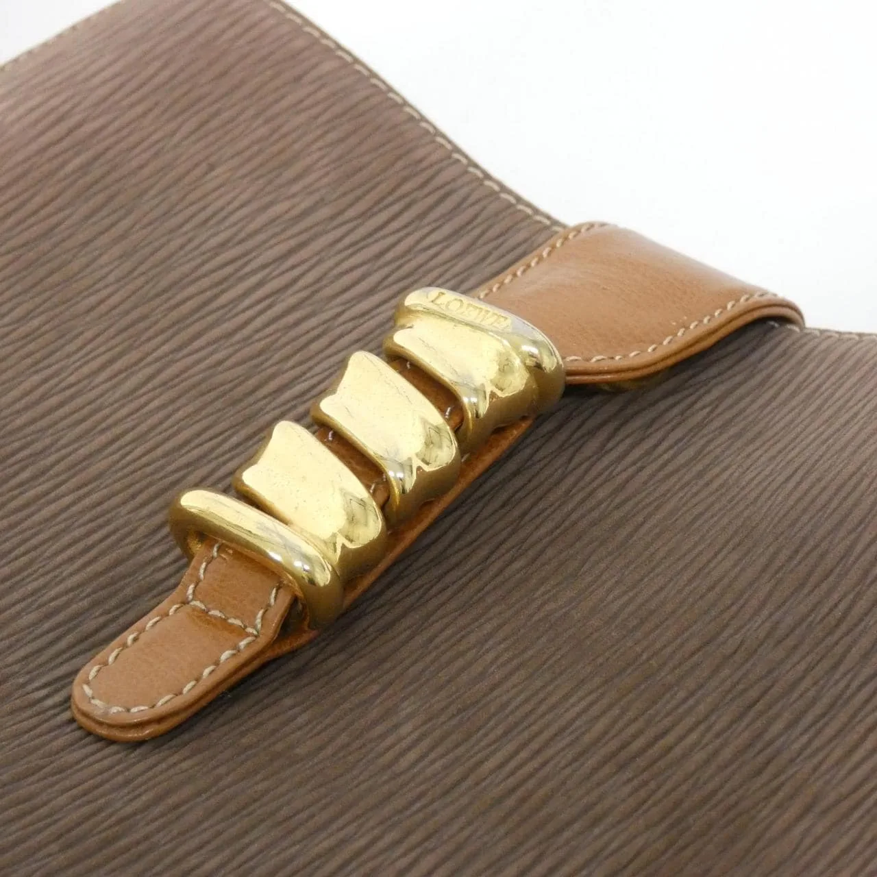 LOEWE 肩背包 皮革 5