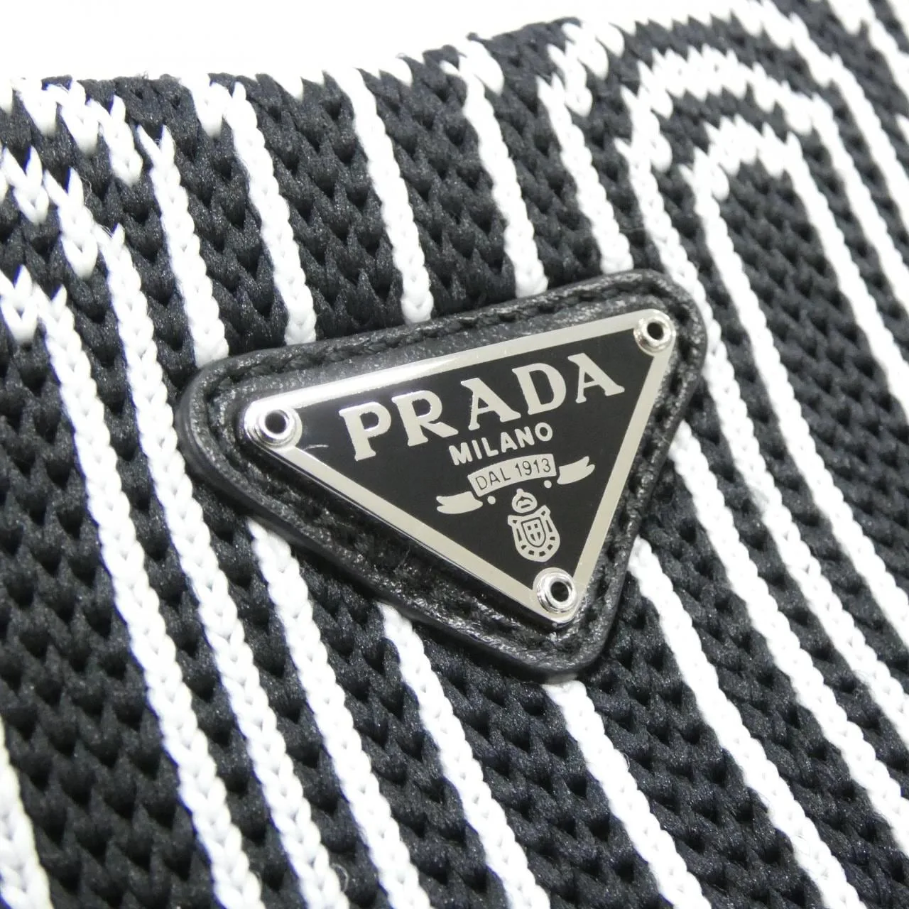PRADA 1BC499 肩背包