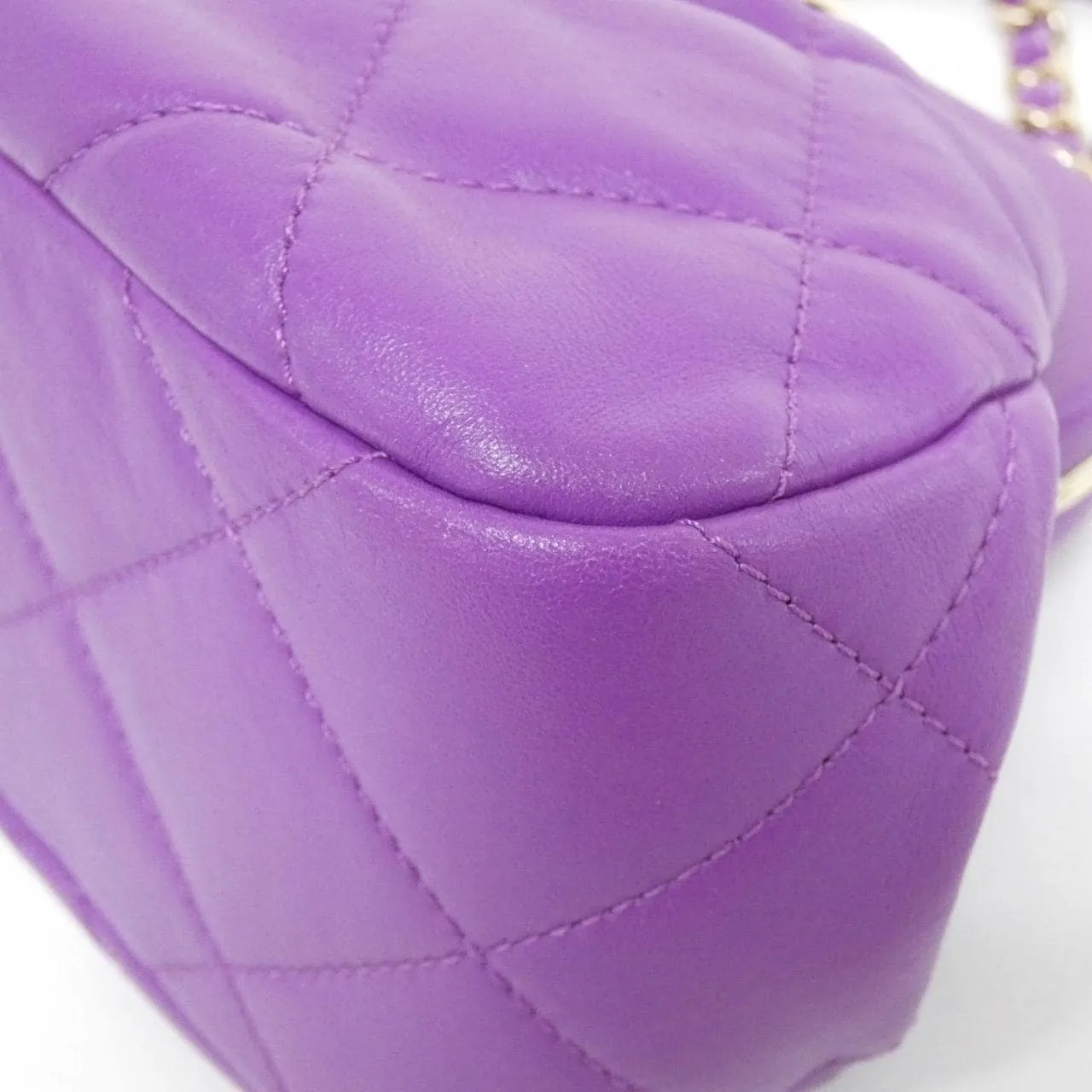 CHANEL AS4717 Shoulder Lambskin 2