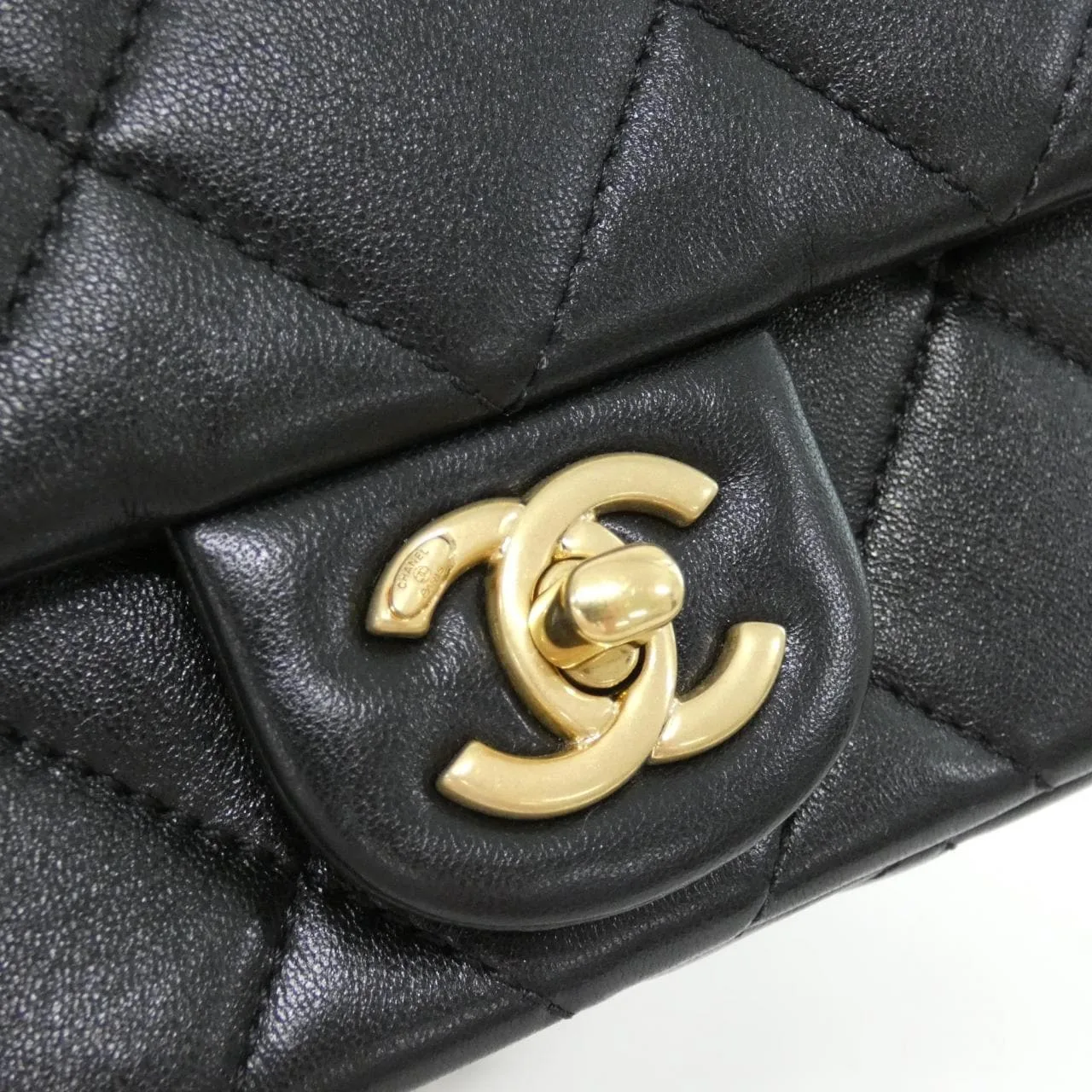 CHANEL AS4868 肩背包 羊皮 黑色 羊皮 中古品A - 縮圖 4