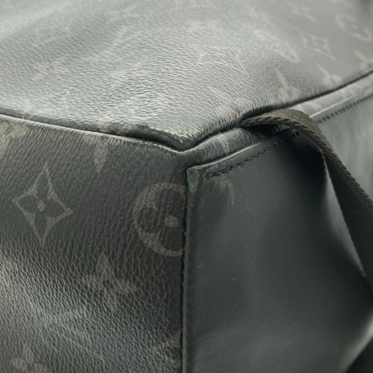 LOUIS VUITTON Discovery M22558 背包 Monogram 3