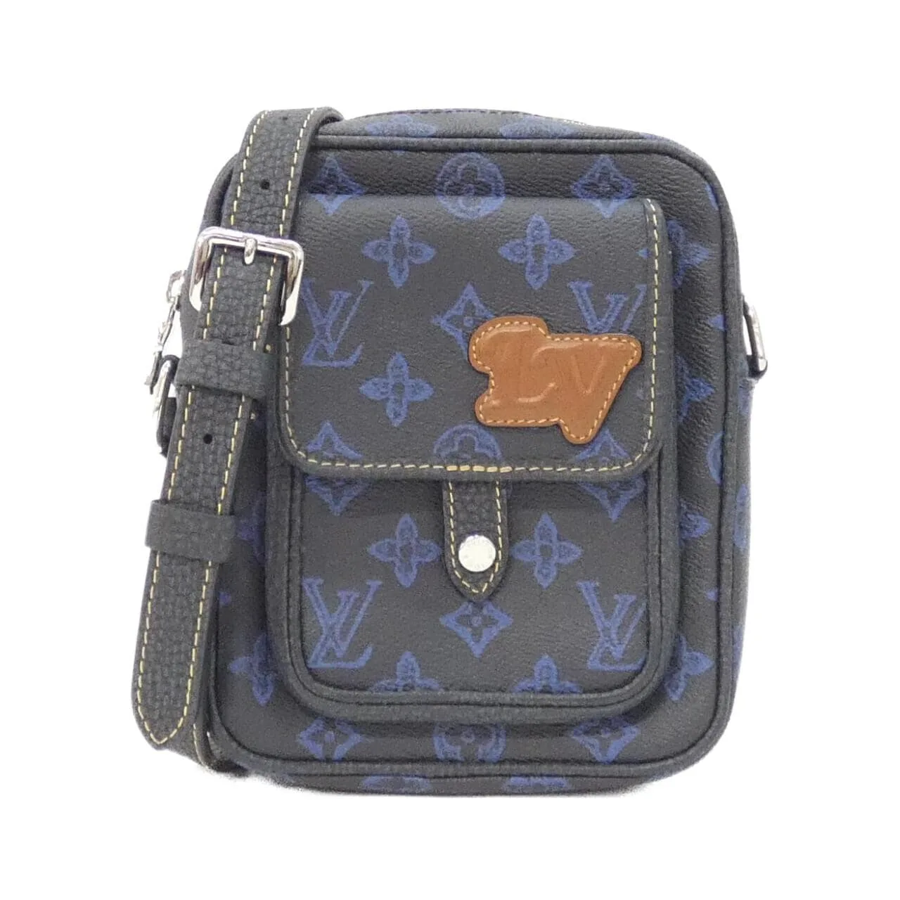 LOUIS VUITTON Christopher M81854 Shoulder Monogram