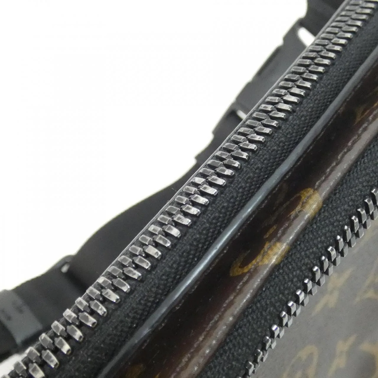 LOUIS VUITTON Christopher M45337 Shoulder Monogram 黑色 Monogram 中古品A - 縮圖 4