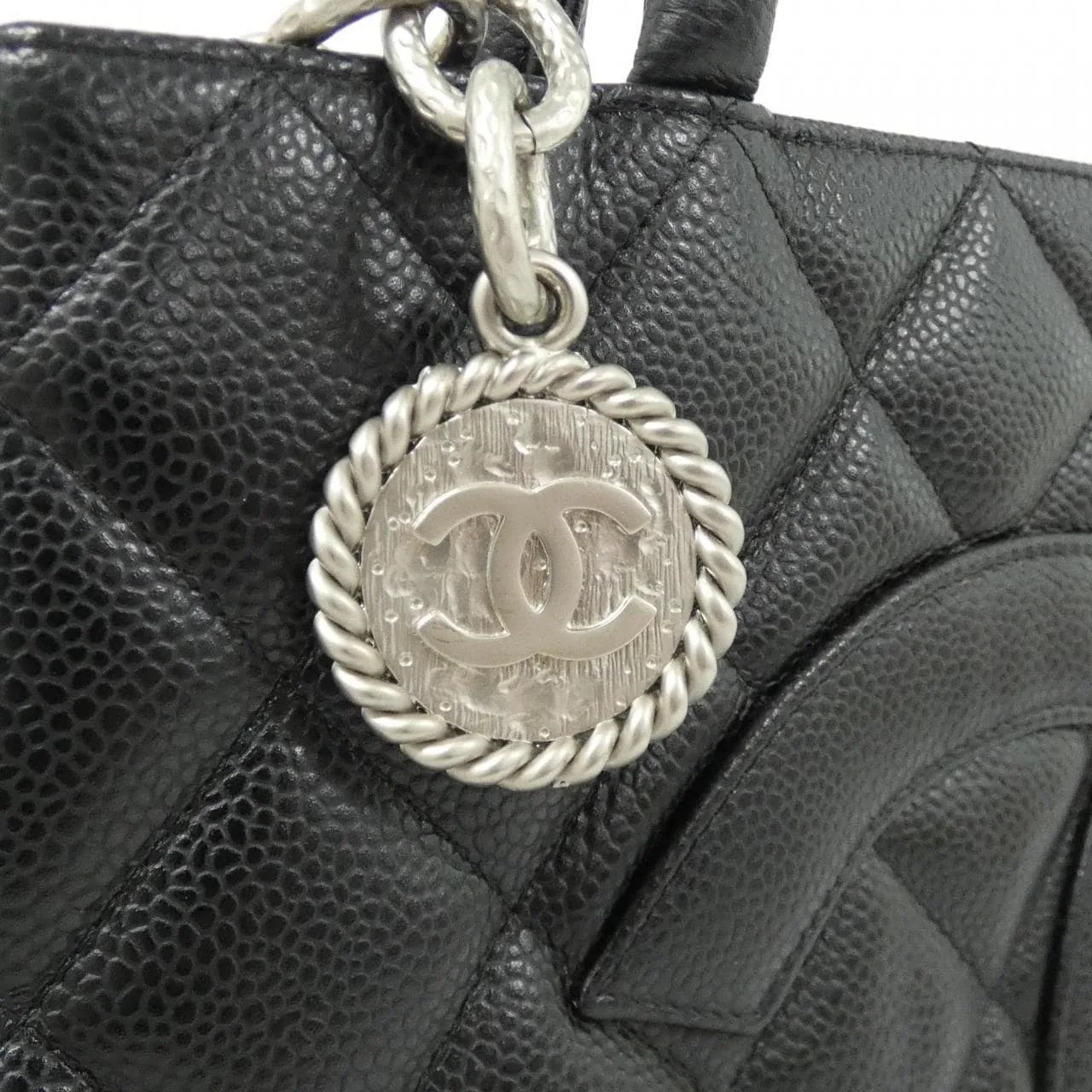 CHANEL Matelasse 1804 Handbag Grained Calfskin 4