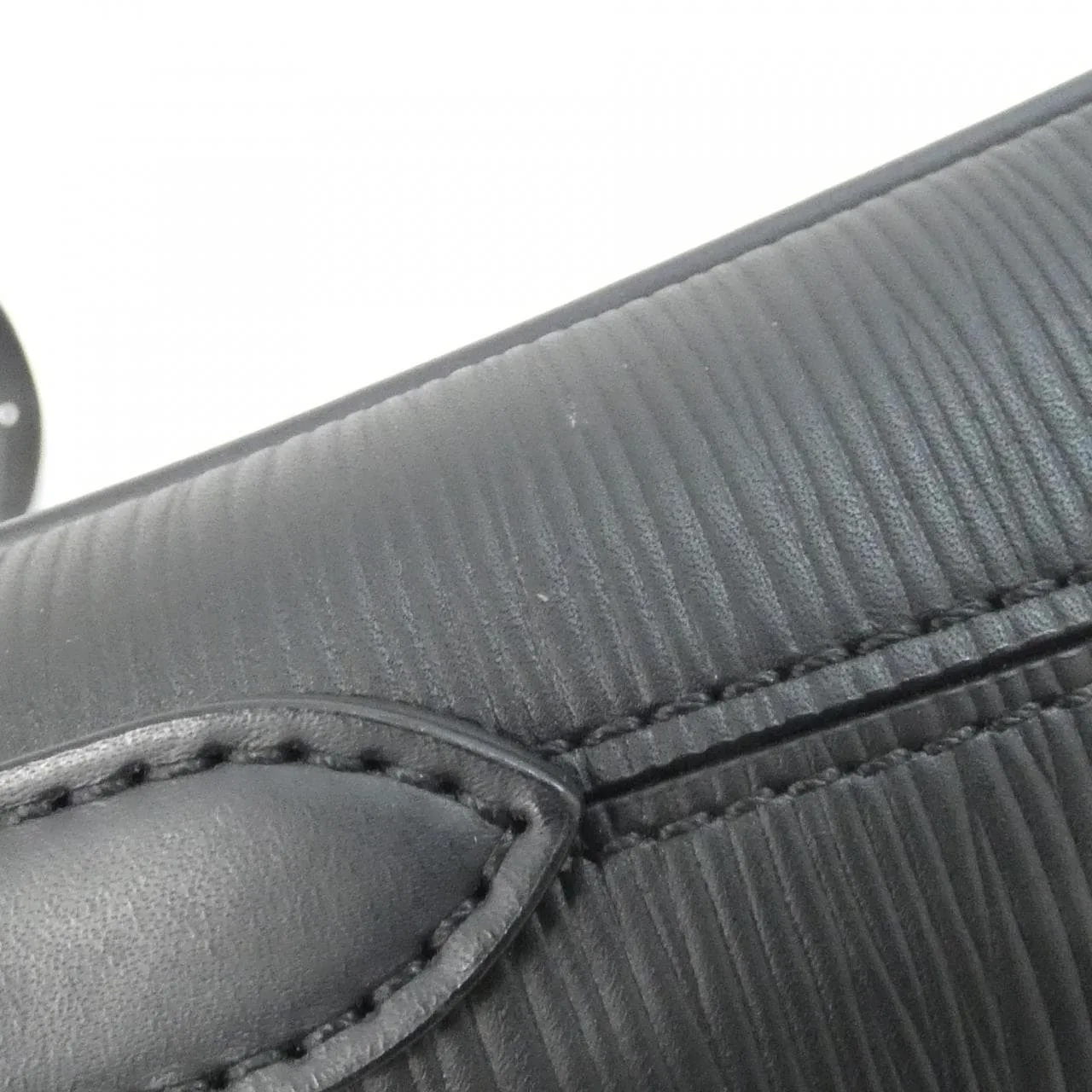 LOUIS VUITTON M53431 Shoulder Epi Black Epi Rank A - Thumbnail 4