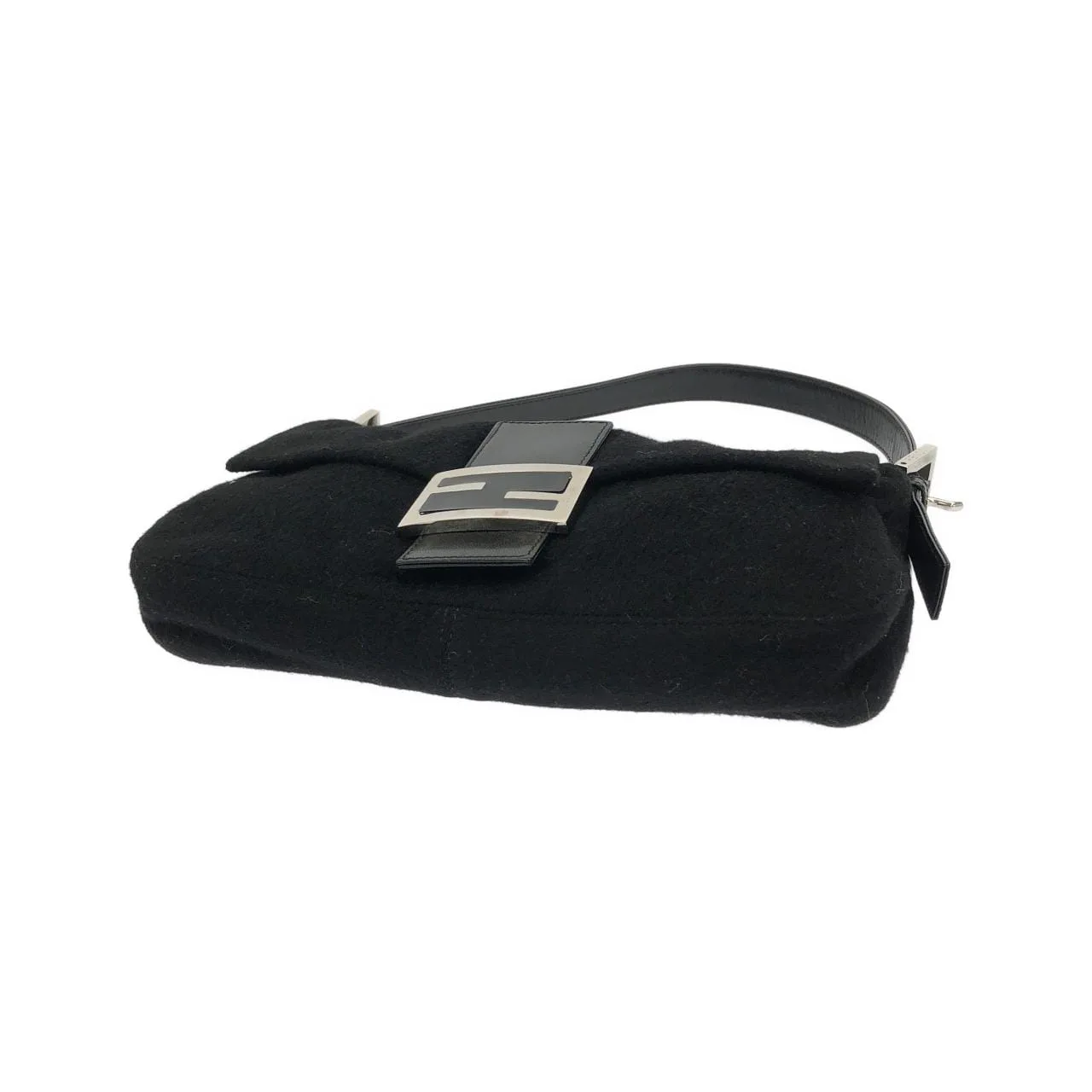 FENDI Baguette 26424 肩背包 3