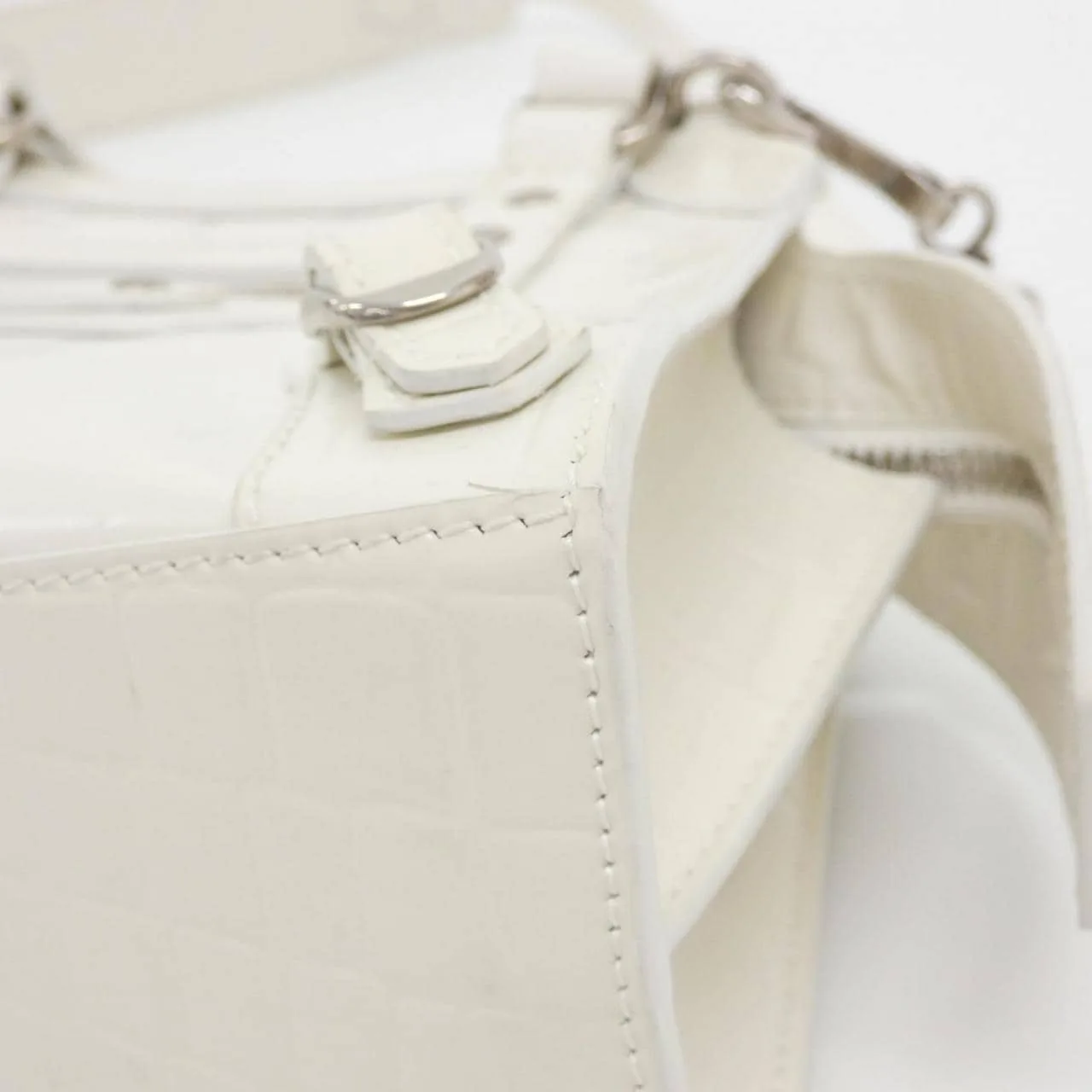 BALENCIAGA Neo Classic 638524 15V6Y 手提包 3