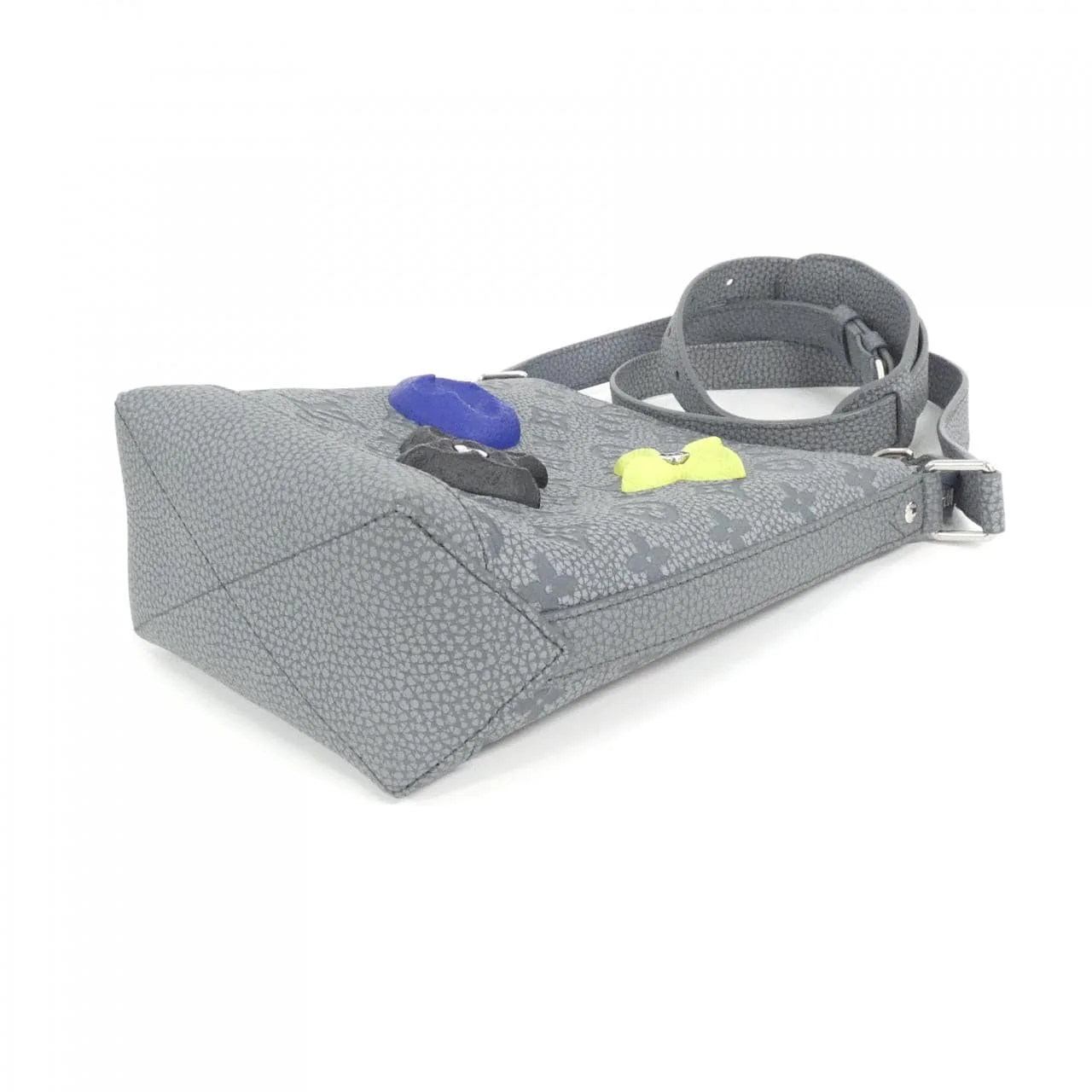 LOUIS VUITTON M20875 肩背包 3