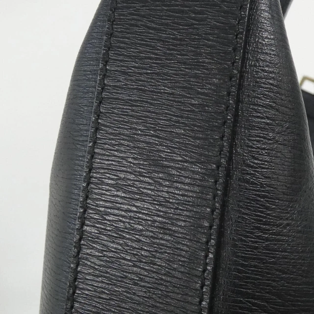 GUCCI 001 4204 肩背包 皮革 5