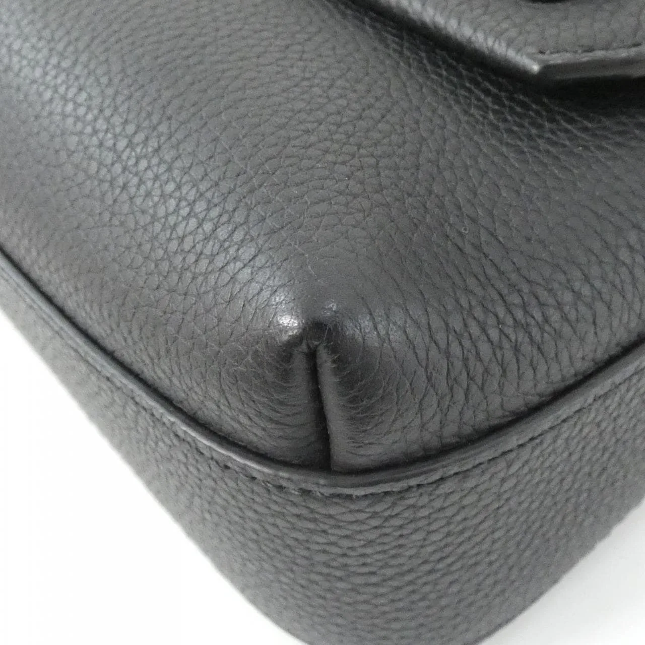 LOUIS VUITTON M22482 Shoulder Lambskin 3