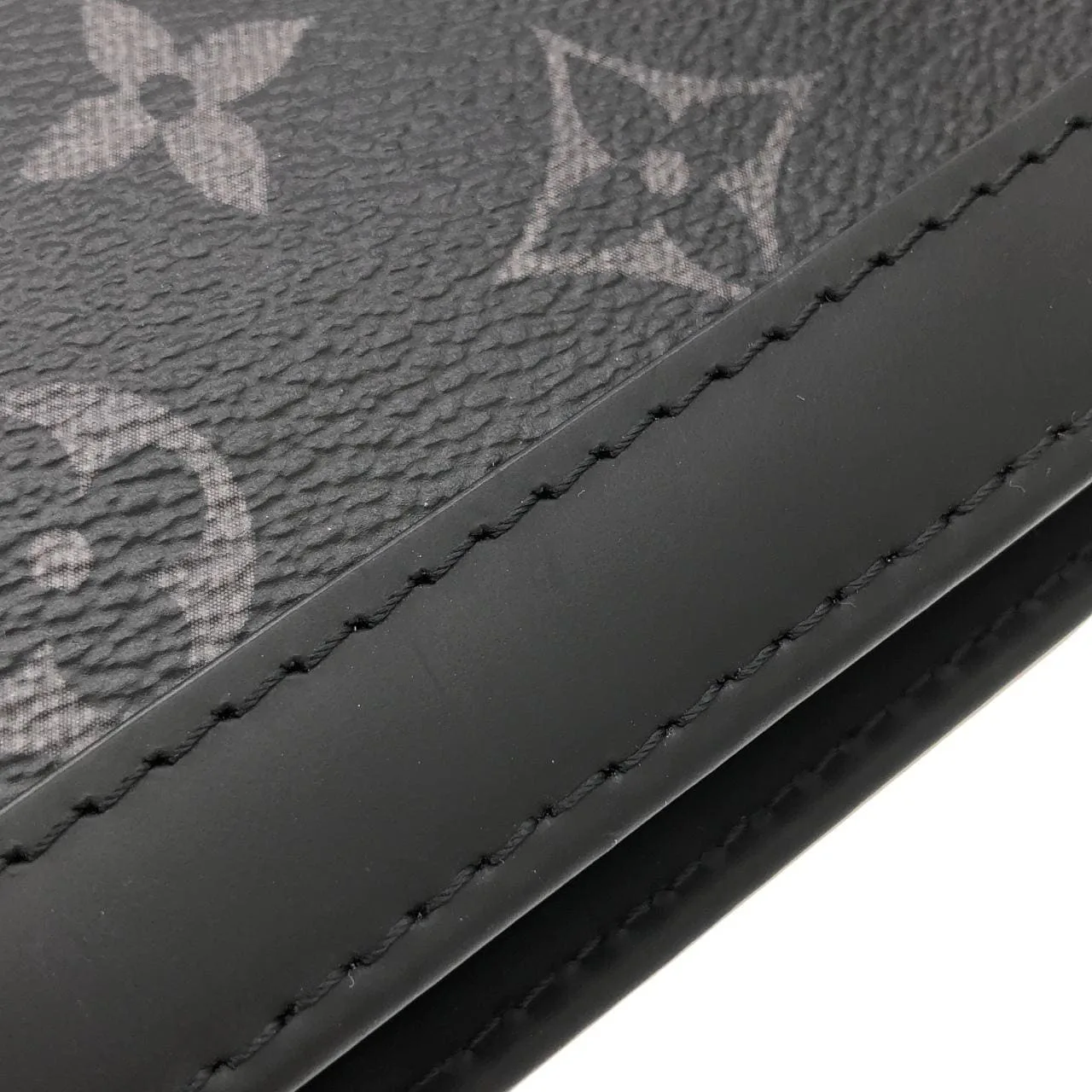 LOUIS VUITTON Pochette M61692 Handbag Monogram 5